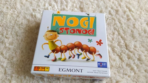 Nogi stonogi - kto ułoży najdłuższego robaczka?